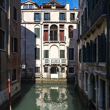 Corte Rubbi 5514 Canal View Lägenhet