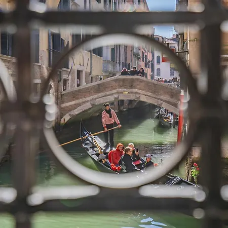 Corte Rubbi 5514 Canal View *